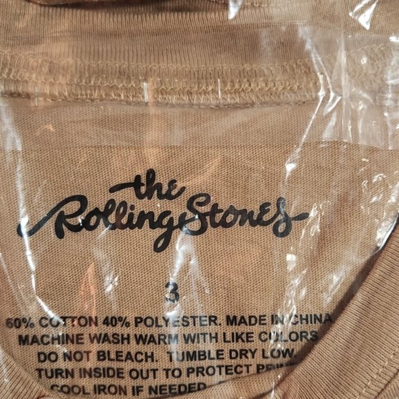 ❤️NWT TORRID BAND CONCERT TEE  ROLLING STONES LIPS MICK JAGGER GRAPHIC PLUS SIZE - Picture 11 of 14